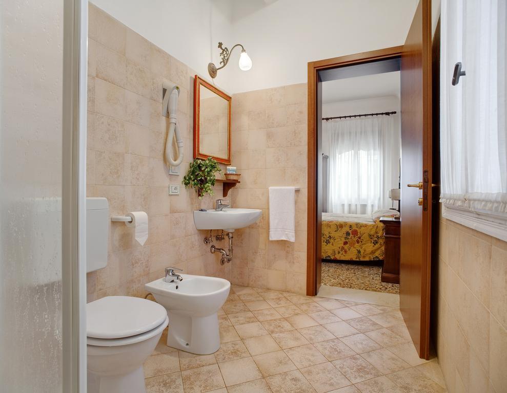 Casa Rezzonico Bed & Breakfast Venice Exterior photo